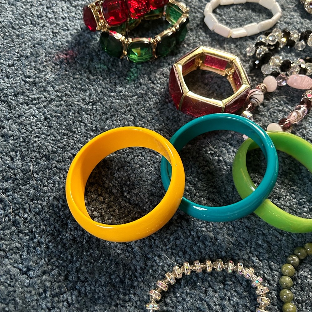 Bracelet bundle! - Picture 2 of 4
